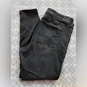 American Eagle skinny jeans